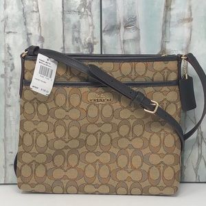 NWT coach outline signature zip crossbody